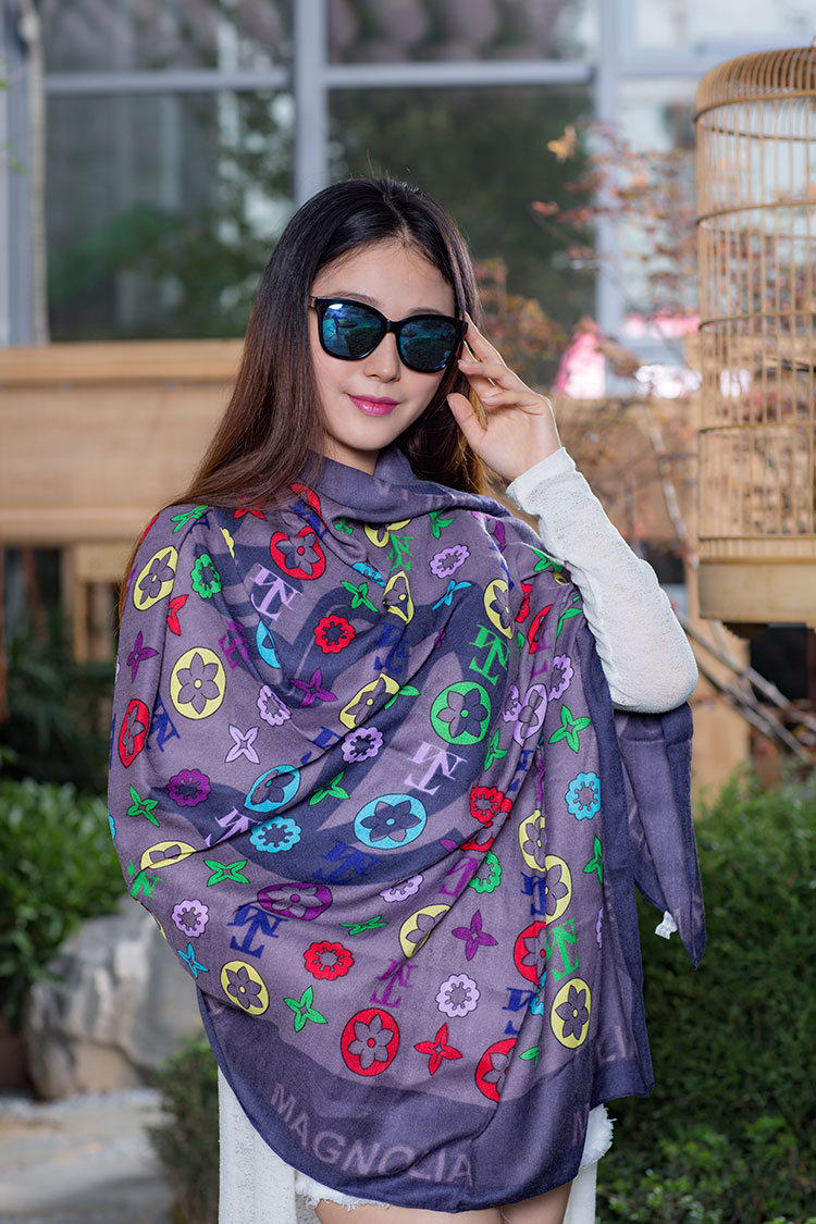 沙滩巾_抖圈水洞风物区